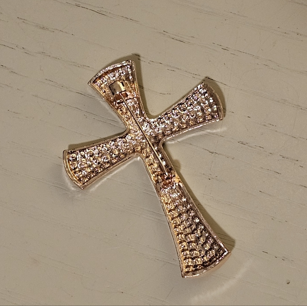 Stunning Rhinestone Cross Pin - Picture 3 of 4